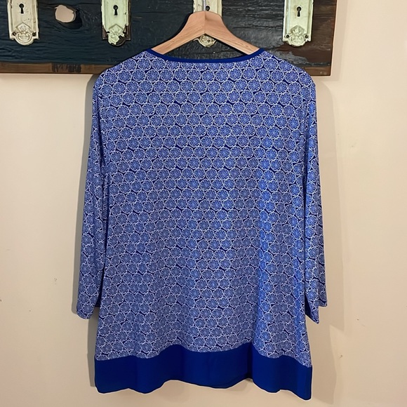 Chico’s Blue Blouse Top Size 2 Large - Picture 13 of 16